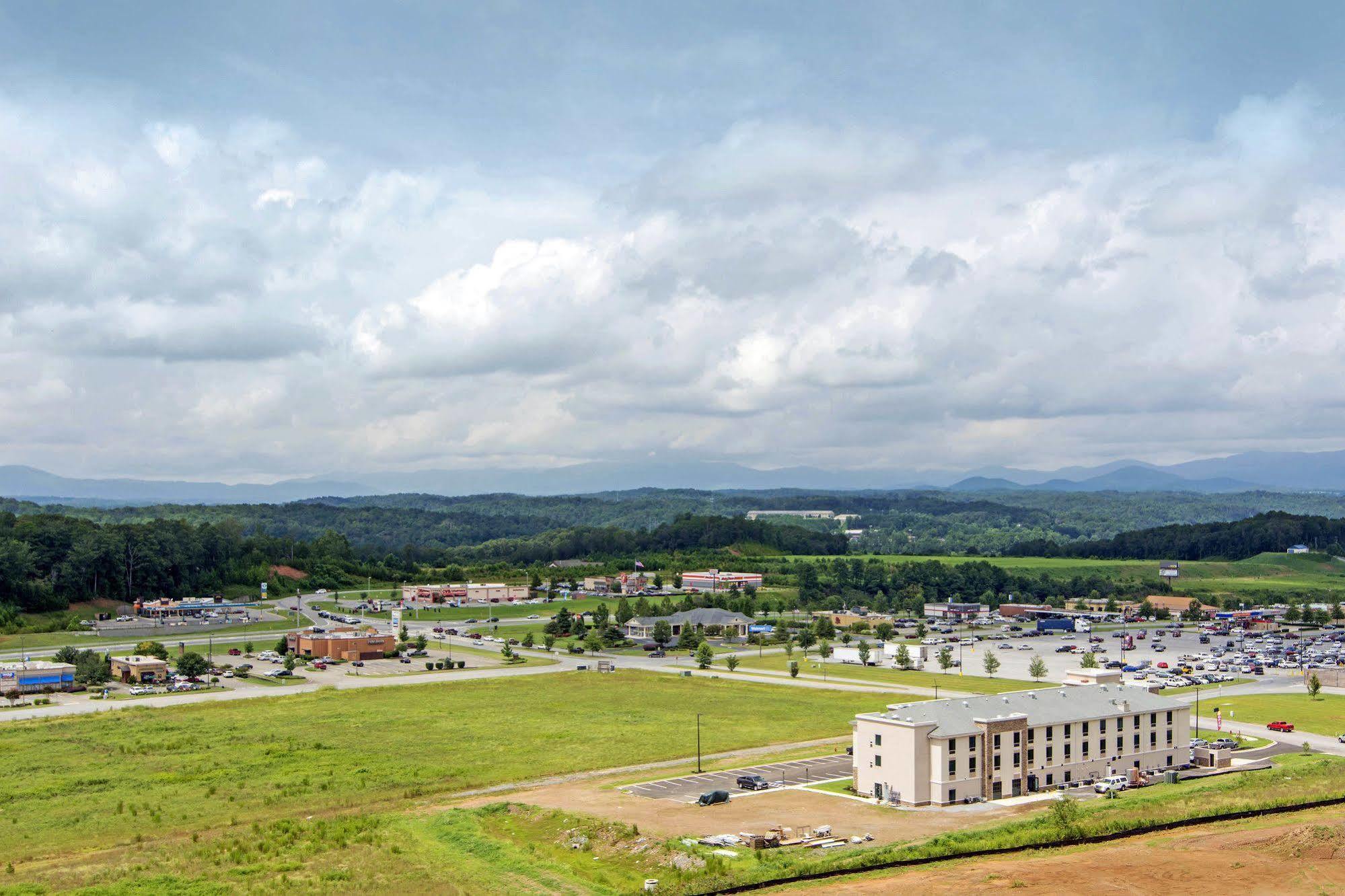 Comfort Inn & Suites East Ellijay Εξωτερικό φωτογραφία
